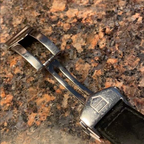 Tag Heuer CV2117 - Picture 5 of 12